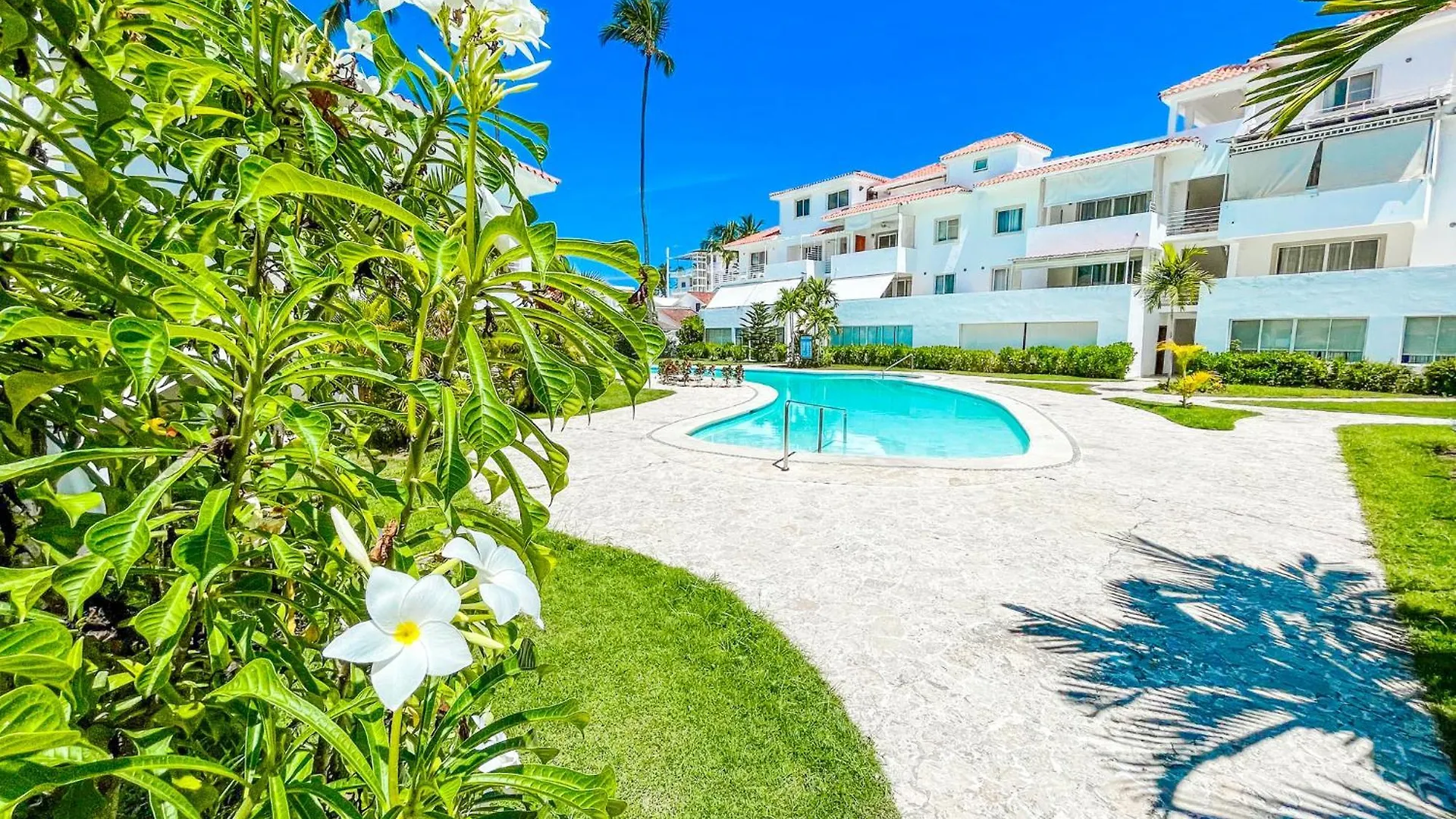 *****  Beach Villas & Apartments Long Term Vacation Hotel Bavaro Beach Club & Spa Punta Cana Dominican Republic
